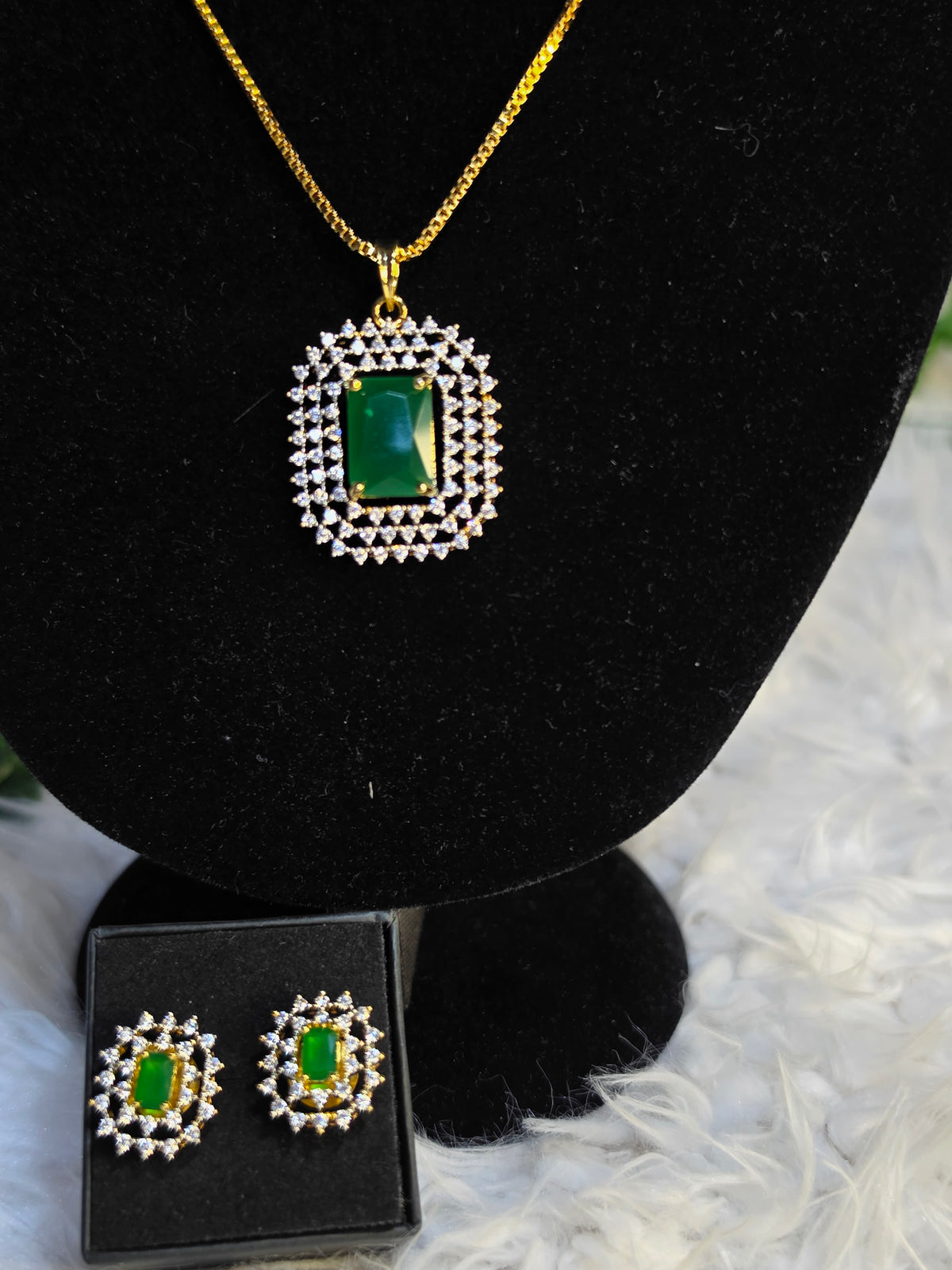 Royal Amethyst & Diamond Replica Jewelry Set | 24k Gold-Plated Chain