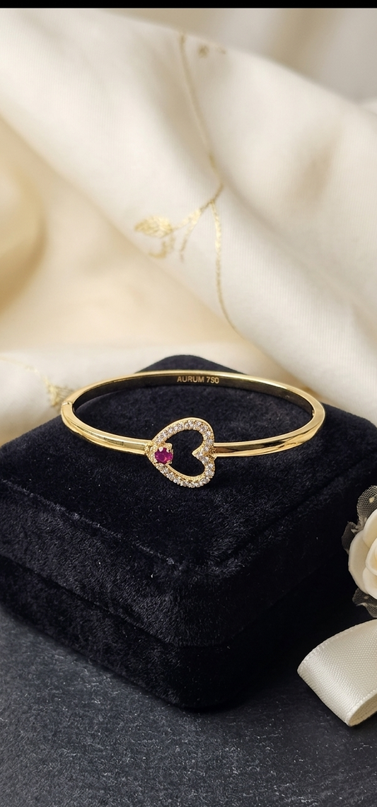 Eternal Heart | 24K Gold Plated Adjustable Bangle