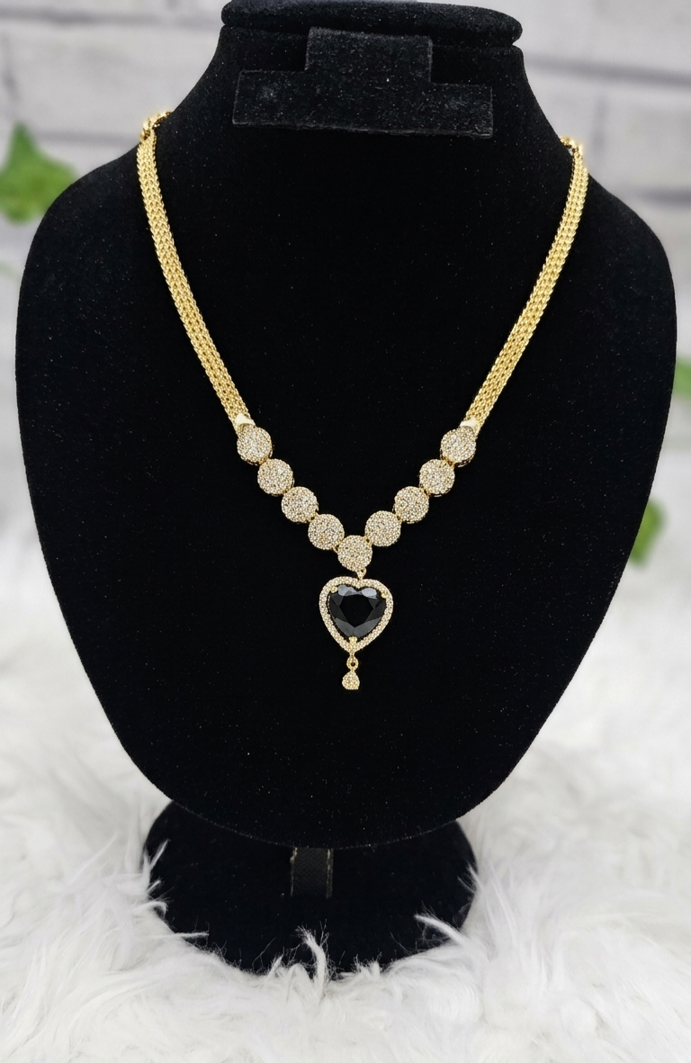 Eternal Romance Heart Pendant Necklace – 24K Gold Plated Luxury