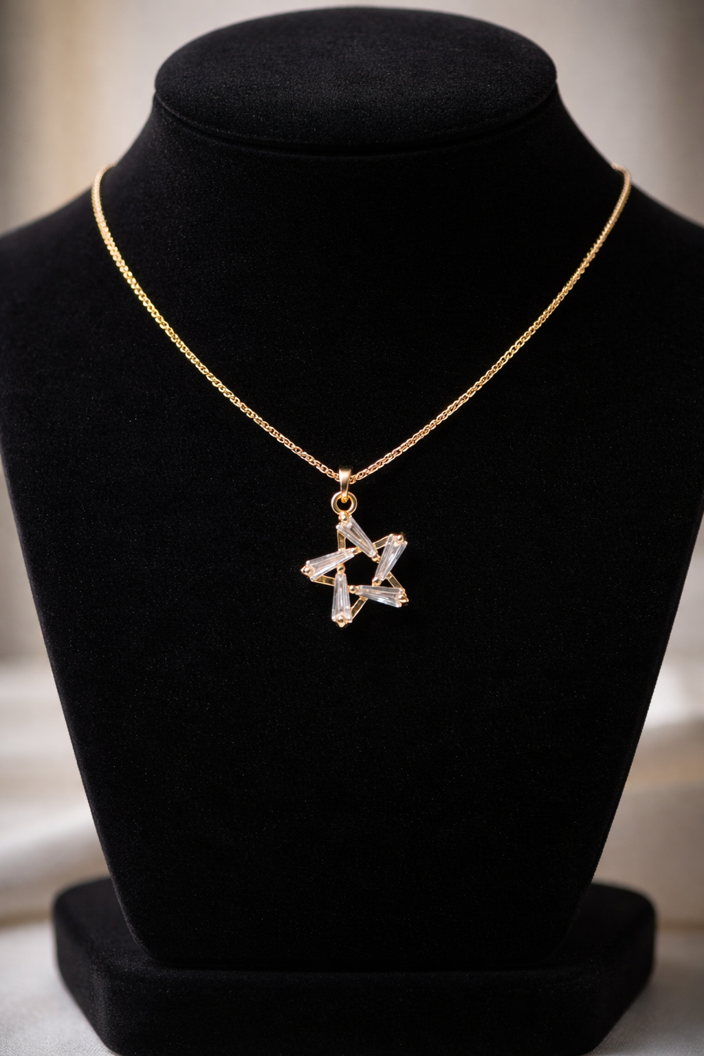 Star Pendant Necklace – 24K Gold Plated Elegance